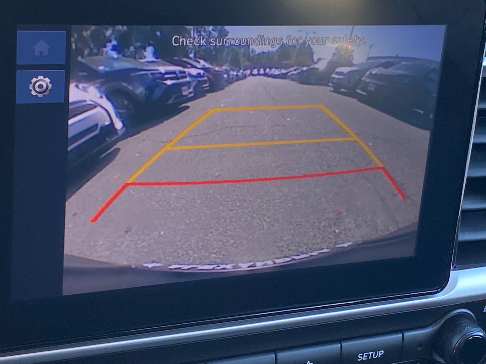 Used 2025 Hyundai Venue SEL FWD image 15