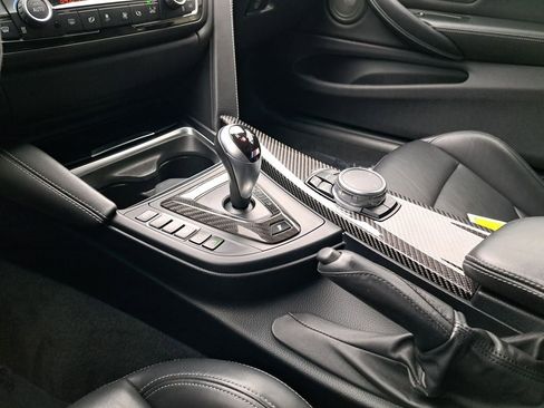 Used 2015 BMW M4 Coupe image 27