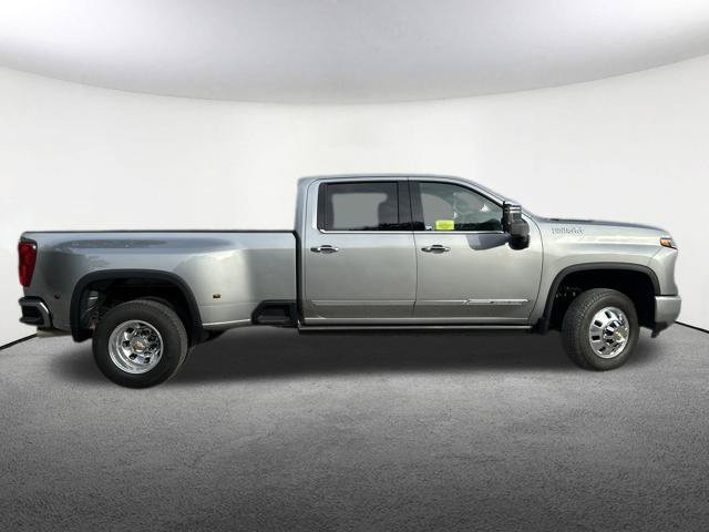 Used 2025 Chevrolet Silverado 3500 High Country w/ High Country Premium Package AWD/4WD image 18