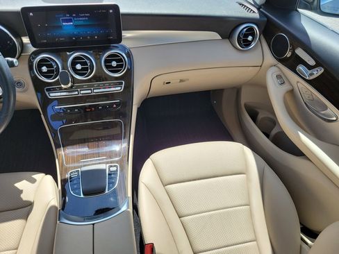 Certified 2022 Mercedes-Benz GLC 300 image 16