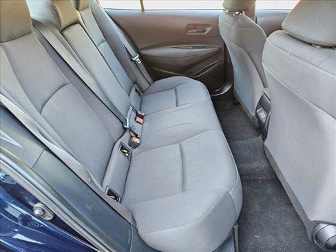 Used 2023 Toyota Corolla LE image 19