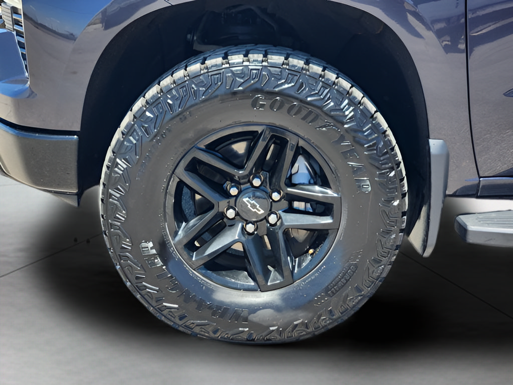 Used 2022 Chevrolet Silverado 1500 LT Trail Boss w/ LT Trail Boss Premium Package AWD/4WD image 10