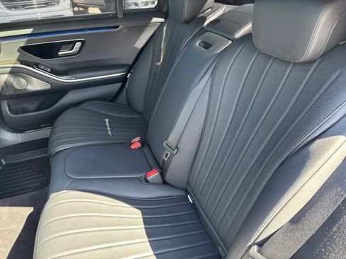 Used 2023 Mercedes-Benz S 500 4MATIC image 18