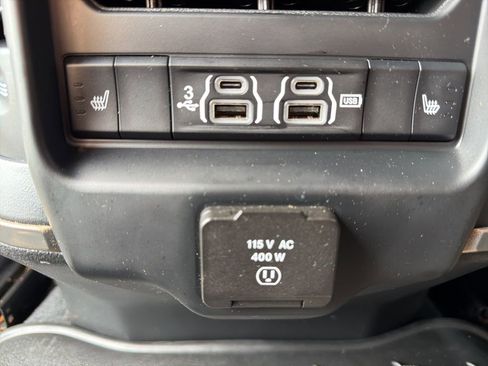 Used 2019 RAM 2500 Limited AWD/4WD image 33
