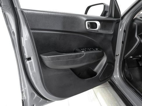 Used 2020 Hyundai Venue SEL w/ Convenience Package FWD image 45
