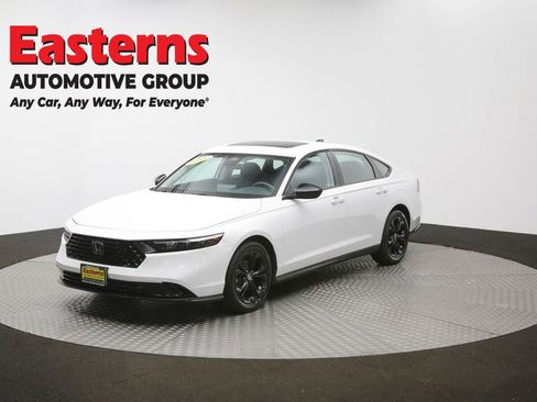Used 2025 Honda Accord SE image 55