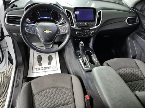 Used 2019 Chevrolet Equinox LT w/ Sun & Navigation Package image 10