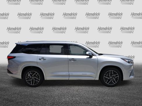 Certified 2025 Lexus TX 350 FWD w/ Technology Package image 10