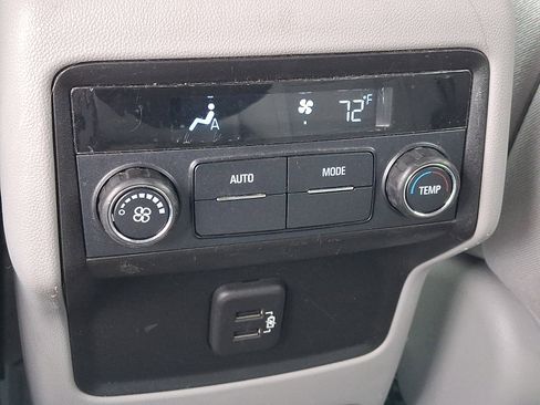 Used 2019 GMC Acadia SLE AWD/4WD image 11