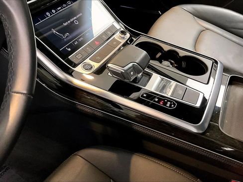 Used 2023 Audi Q7 Premium Plus w/ Premium Plus Package image 17