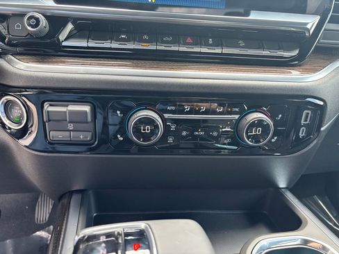 New 2025 Chevrolet Silverado 1500 LT w/ Z71 Off-Road Package image 18