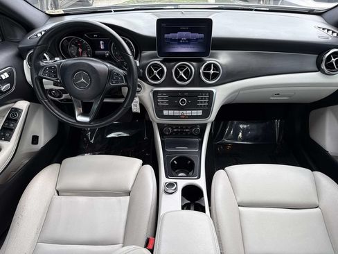 Used 2019 Mercedes-Benz GLA 250 image 19