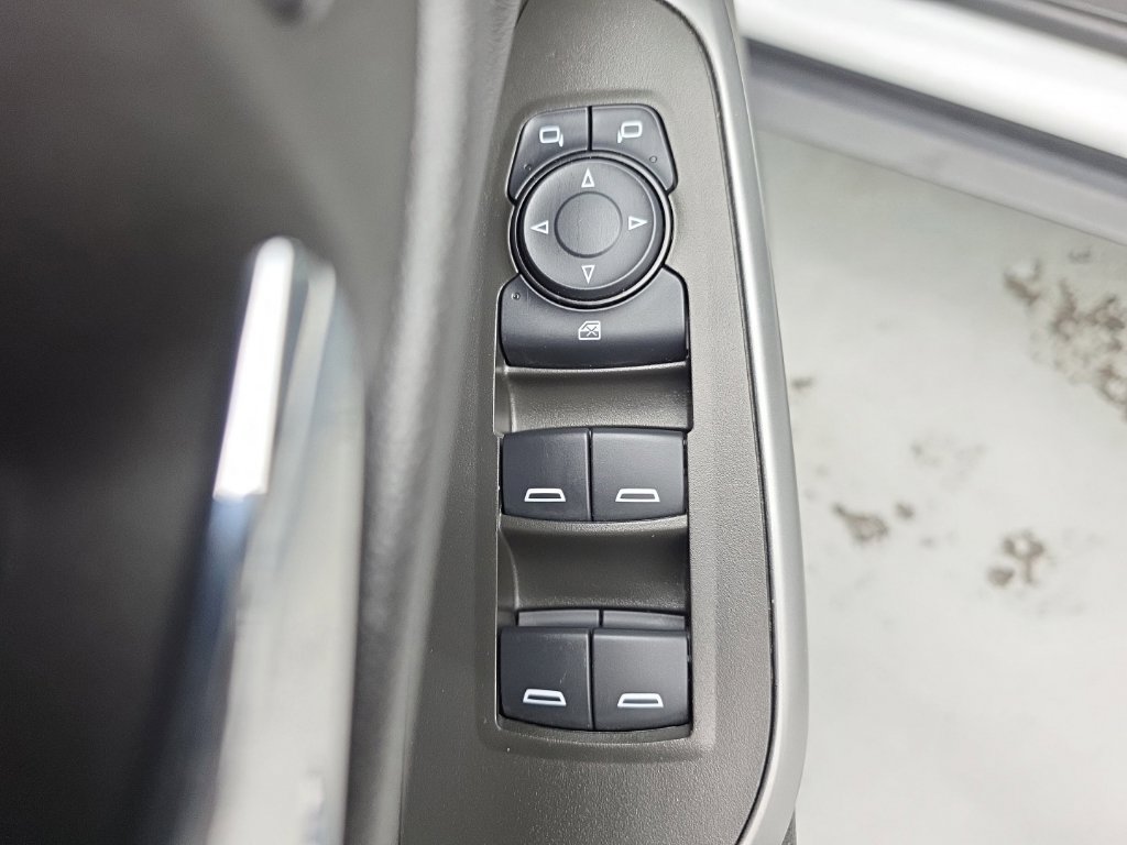 Used 2024 Chevrolet Trax LS FWD image 21