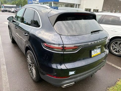 Used 2020 Porsche Cayenne AWD/4WD image 7