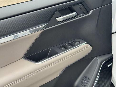 New 2026 GMC Acadia Elevation image 18