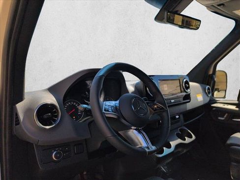 New 2026 Mercedes-Benz Sprinter 2500 image 3