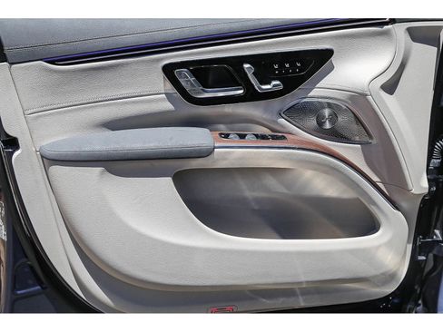 Certified 2023 Mercedes-Benz EQS 580 4MATIC SUV image 19