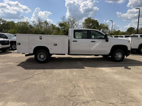 New 2025 Chevrolet Silverado 3500 W/T RWD image 8