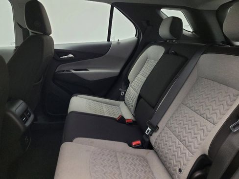 Used 2024 Chevrolet Equinox LS image 18