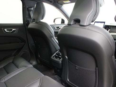 New 2026 Volvo XC60 B5 Ultra w/ Climate Package AWD/4WD image 22