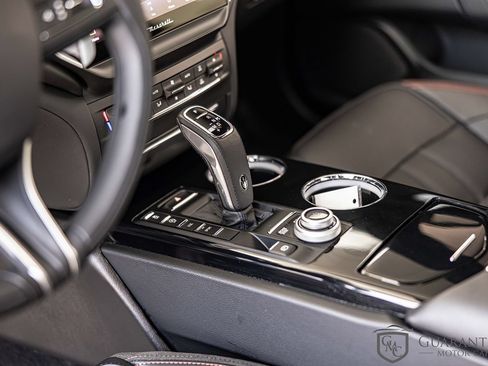 Used 2024 Maserati Ghibli Modena Q4 AWD/4WD image 23