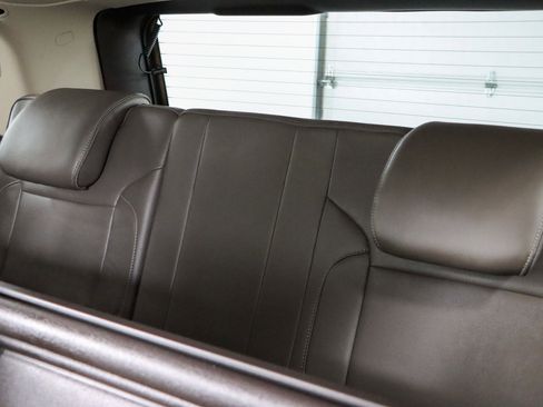 Used 2018 GMC Yukon Denali w/ Denali Ultimate Package image 31