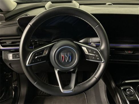 Used 2024 Buick Envision Preferred image 22