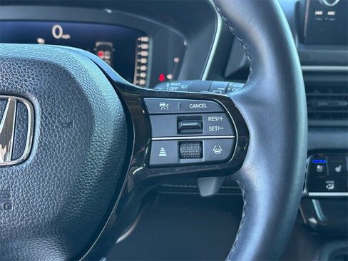 Used 2023 Honda Pilot Elite image 16