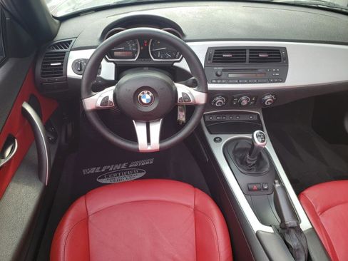 Used 2008 BMW Z4 3.0si image 12