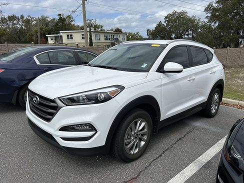 Used 2016 Hyundai Tucson SE w/ Option Group 02 image 4