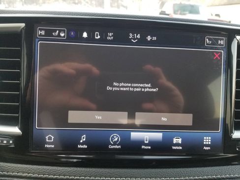 Certified 2024 Chrysler Pacifica Touring-L w/ Road Tripper Package image 39