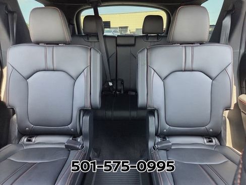 Used 2025 Honda Pilot TrailSport image 12