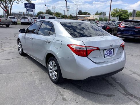 Used 2016 Toyota Corolla LE FWD image 10