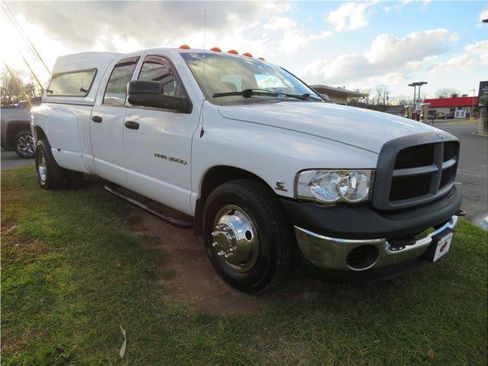 Used 2005 Dodge Ram 3500 Truck ST image 12