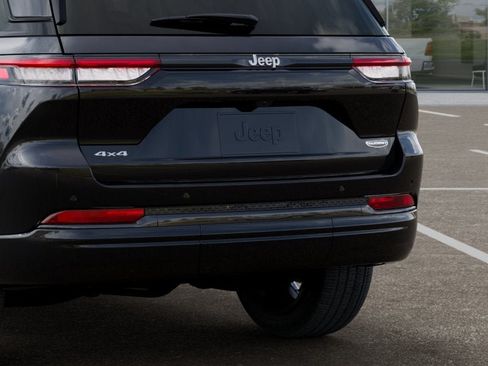 New 2026 Jeep Grand Cherokee Summit AWD/4WD image 41