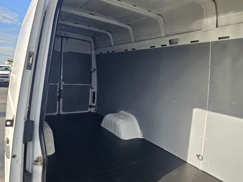 Used 2005 Dodge Sprinter 3500 w/ Cargo Group I RWD image 16