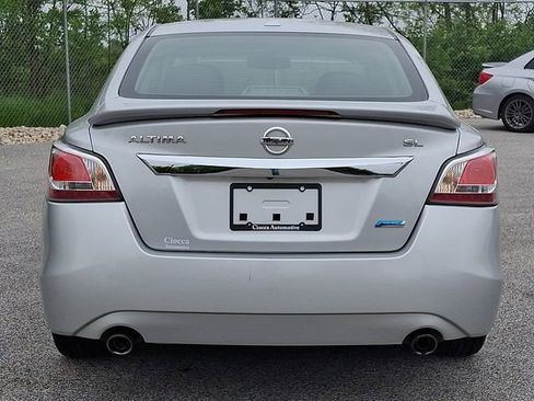 Used 2014 Nissan Altima 2.5 SL w/ Technology Package FWD image 8
