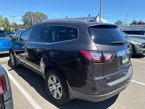 Used 2016 Chevrolet Traverse LT AWD/4WD image 6