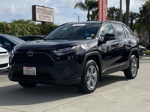 Certified 2025 Toyota RAV4 XLE image 6