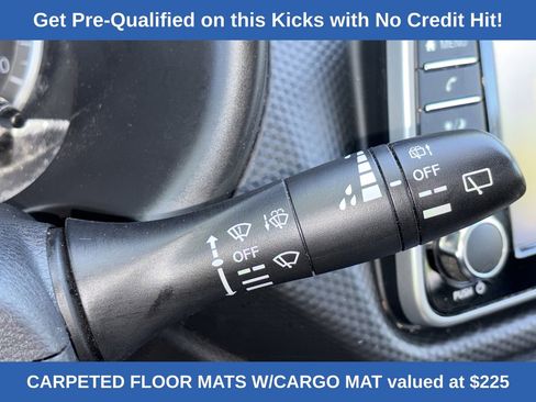 Used 2021 Nissan Kicks S image 19