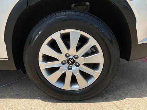 Used 2025 Hyundai Palisade SEL FWD image 9