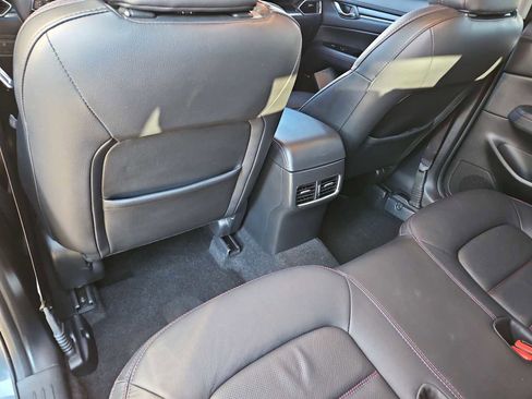 Used 2023 MAZDA CX-5 Carbon Edition image 18