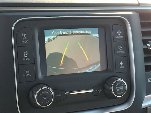 Certified 2024 RAM 1500 Classic SLT image 17