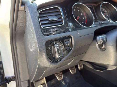 Used 2016 Volkswagen GTI SE w/ Lighting Package (SEL) image 31