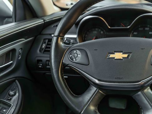 Used 2019 Chevrolet Impala LT image 7