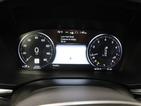 Used 2018 Volvo XC60 T6 Inscription w/ Convenience Package image 42