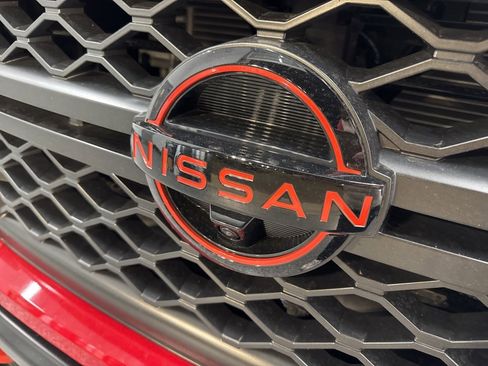 Used 2023 Nissan Titan PRO-4X w/ Pro-4x Convenience Package image 30