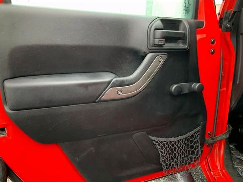 Used 2017 Jeep Wrangler Unlimited Sport image 21