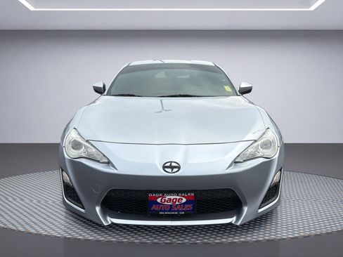 Used 2015 Scion FR-S RWD image 10