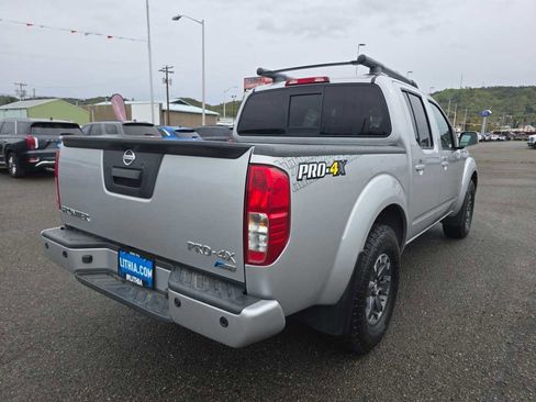 Used 2017 Nissan Frontier PRO-4X w/ Pro-4x Luxury Package image 5